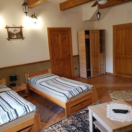 Ubytovanie Pod Hradom Sklene Teplice Ngoại thất bức ảnh