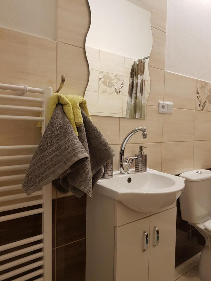 Ubytovanie Pod Hradom Sklene Teplice Ngoại thất bức ảnh